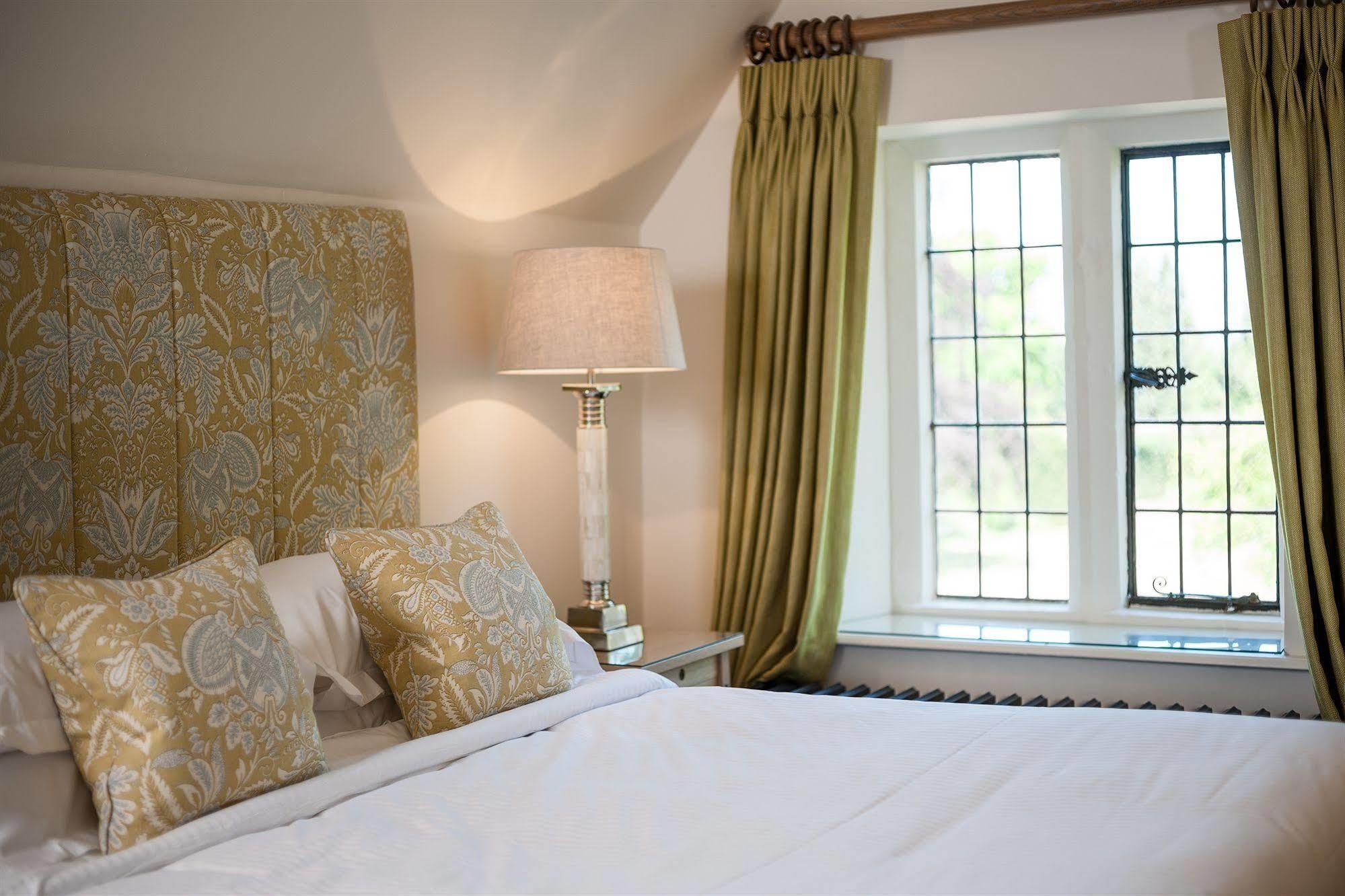 Buckland Manor - A Relais & Chateaux Hotel Broadway  Buitenkant foto